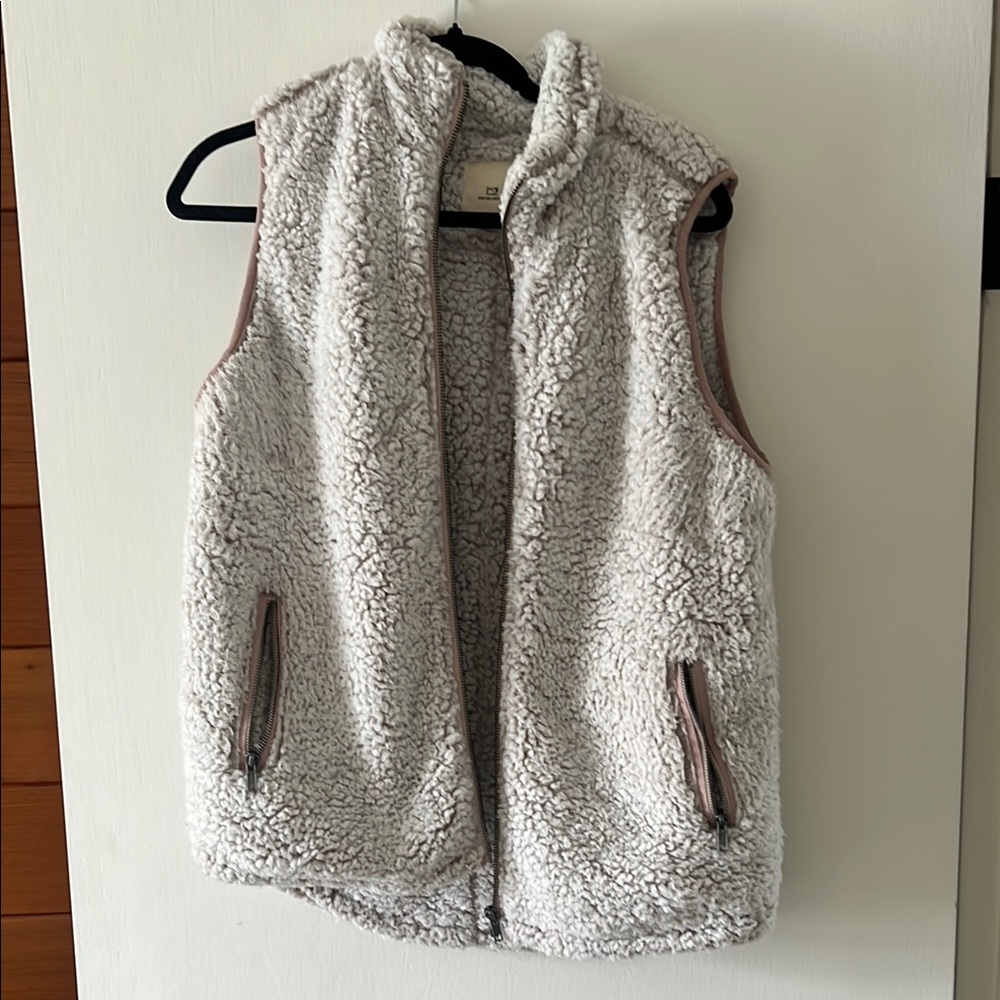 Thread & Supply Sherpa Fleece Vest